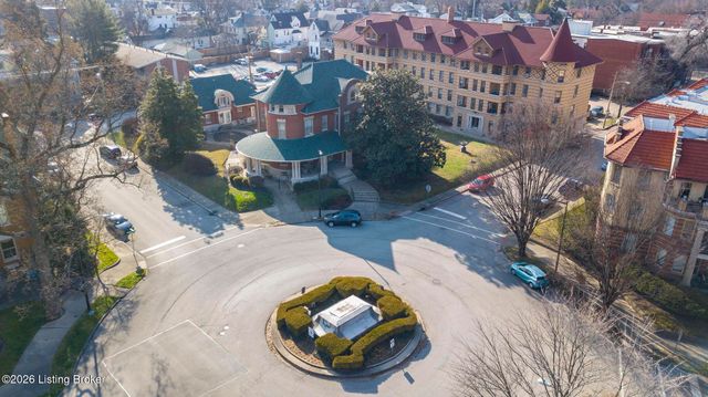2026 Cherokee Pkwy APT A, Louisville, KY 40204