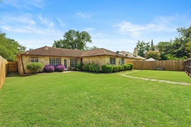 16914 Applecross Lane, Houston, TX 77084