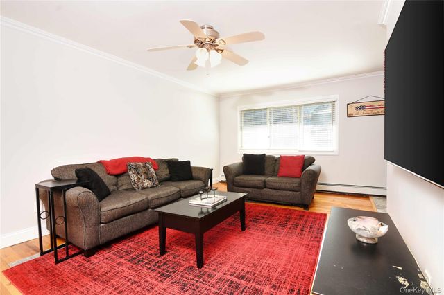2453 Union Boulevard 39B, Islip, NY 11751