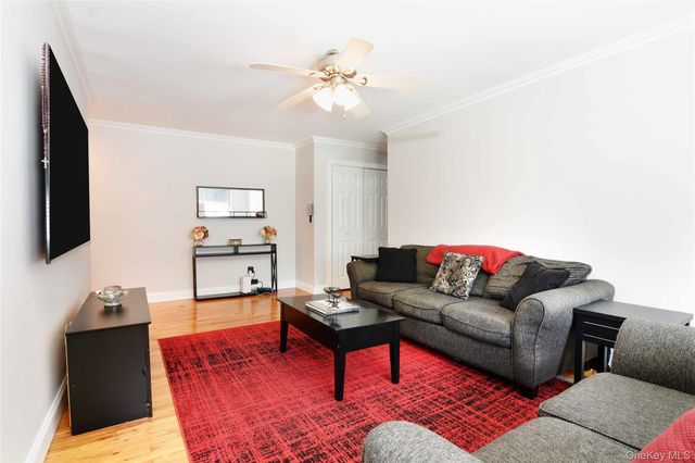 2453 Union Boulevard 39B, Islip, NY 11751