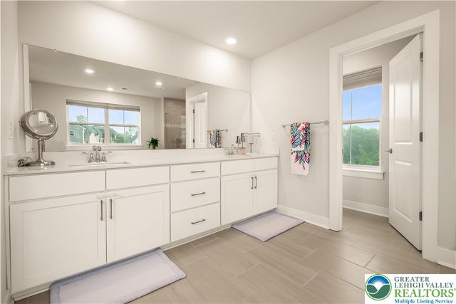5635 Saucon Ridge Road, Upper Saucon Twp, PA 18036