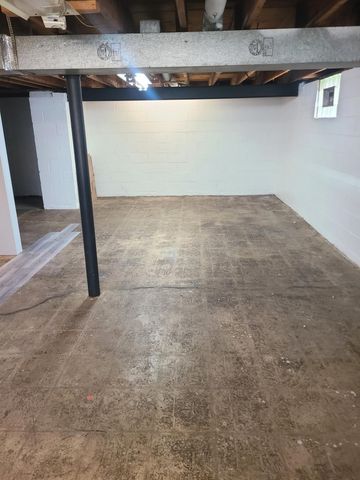 306 N Arbogast Street, Griffith, IN 46319