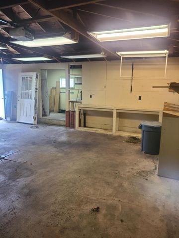 306 N Arbogast Street, Griffith, IN 46319