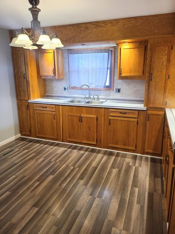 306 N Arbogast Street, Griffith, IN 46319