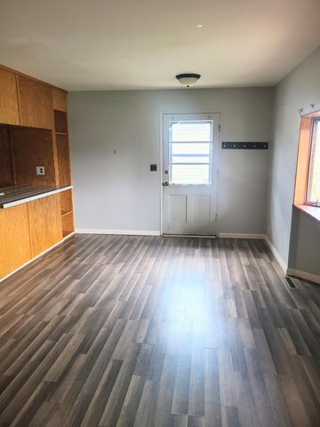 306 N Arbogast Street, Griffith, IN 46319