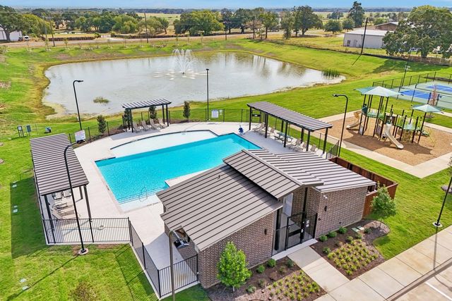 8813 Haste Lane, Aubrey, TX 76227