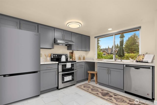 13012 SE 47th Street, Bellevue, WA 98006