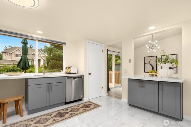 13012 SE 47th Street, Bellevue, WA 98006