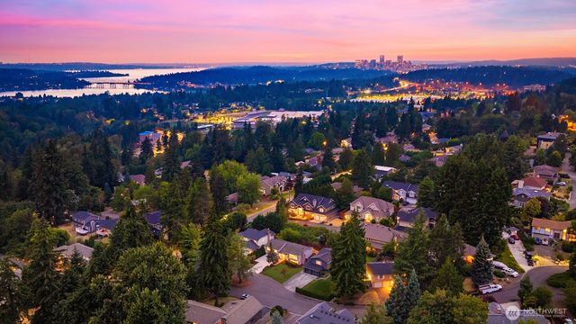 13012 SE 47th Street, Bellevue, WA 98006