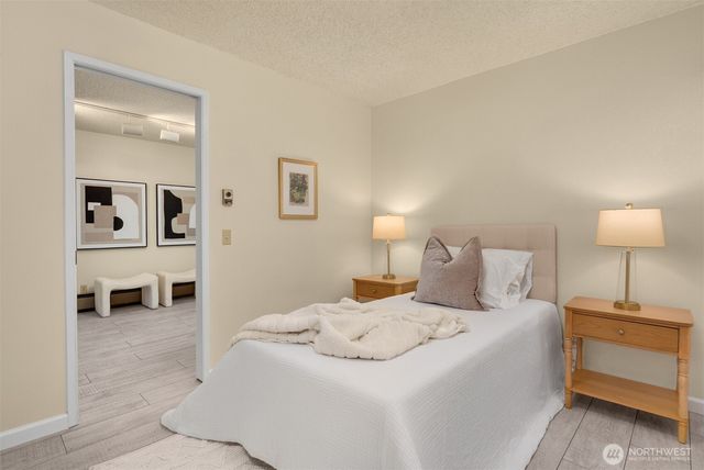 13012 SE 47th Street, Bellevue, WA 98006