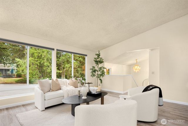 13012 SE 47th Street, Bellevue, WA 98006