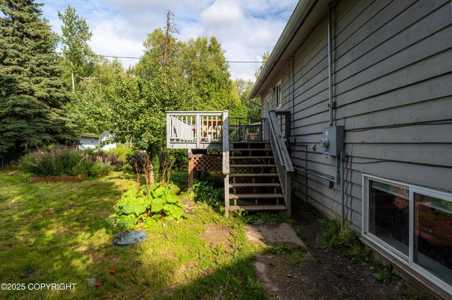 943 Westbury Drive, Anchorage, AK 99503