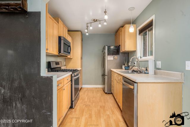 943 Westbury Drive, Anchorage, AK 99503