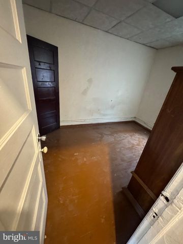 6535 PASCHALL AVE, Philadelphia, PA 19142