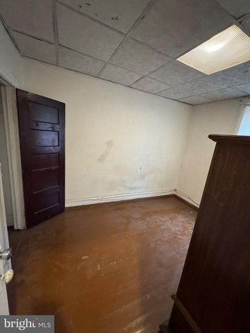6535 PASCHALL AVE, Philadelphia, PA 19142
