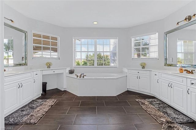 2018 Morning Sun LN, Naples, FL 34119