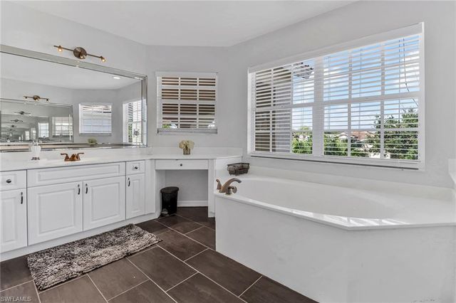 2018 Morning Sun LN, Naples, FL 34119