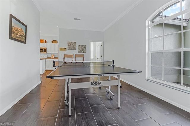 2018 Morning Sun LN, Naples, FL 34119