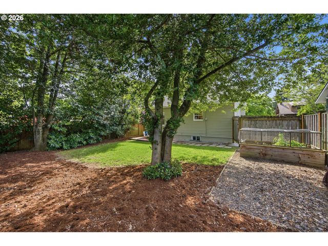 1934 Ne 55TH Ave, Portland, OR 97213