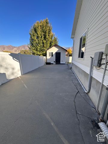 5634 MILLER CIR, Stansbury Park, UT 84074