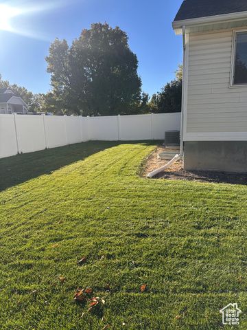 5634 MILLER CIR, Stansbury Park, UT 84074