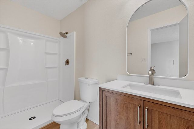 9745 Westbound Avenue SW, Albuquerque, NM 87121