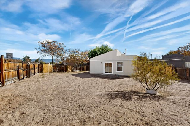 9745 Westbound Avenue SW, Albuquerque, NM 87121