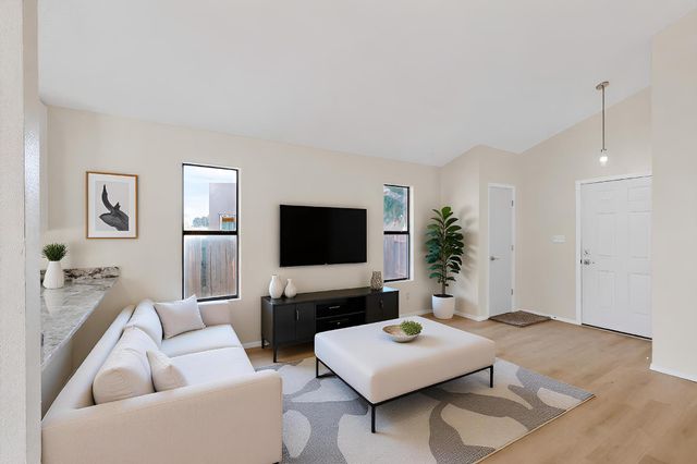 9745 Westbound Avenue SW, Albuquerque, NM 87121