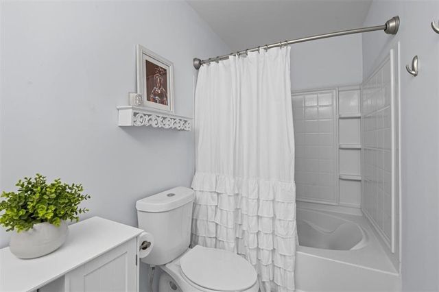 1057 Liberty NW Parkway, Atlanta, GA 30318