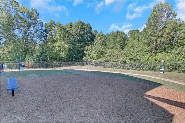 1057 Liberty NW Parkway, Atlanta, GA 30318