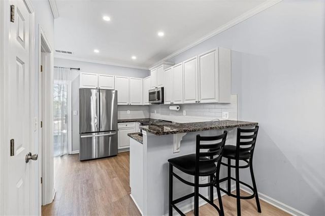 1057 Liberty NW Parkway, Atlanta, GA 30318