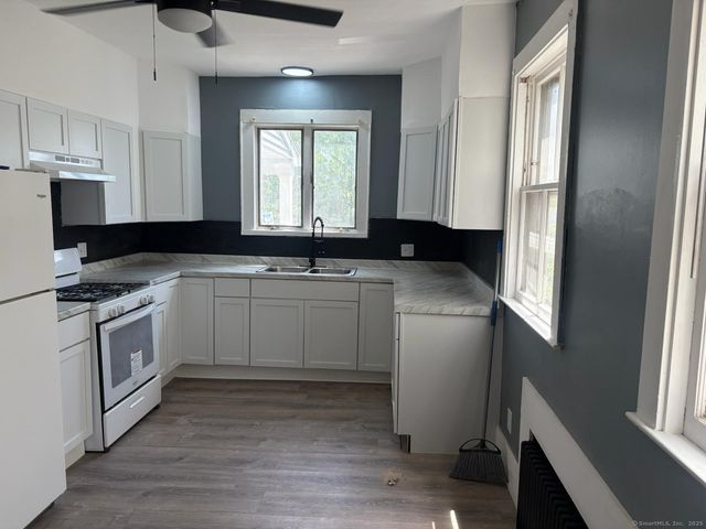 319 Sherman Avenue 1st fl, New Haven, CT 06518