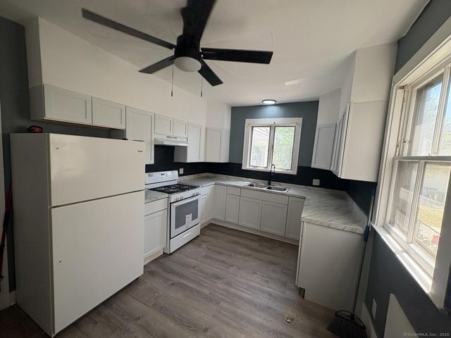 319 Sherman Avenue 1st fl, New Haven, CT 06518