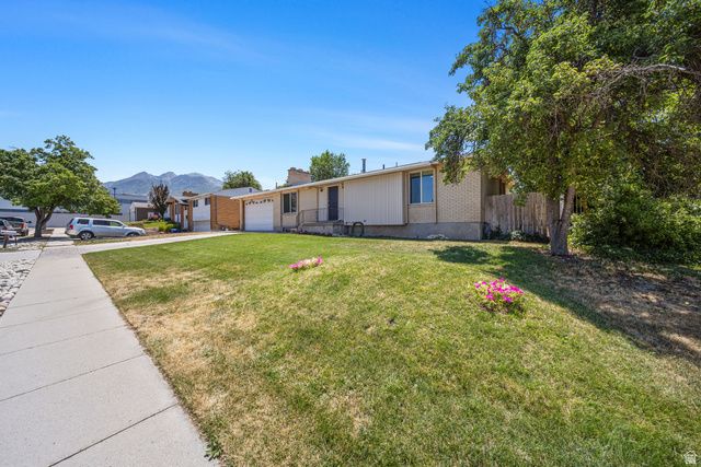 1920 E 7130 S, Cottonwood Heights, UT 84121
