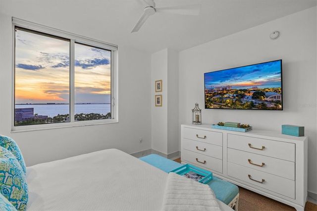 800 N TAMIAMI TRAIL 1111, Sarasota, FL 34236