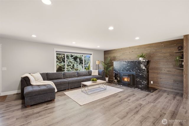 11114 State Route 162 E, Puyallup, WA 98374