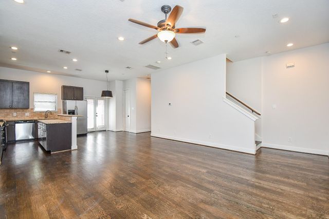 2422 Navigation Boulevard A, Houston, TX 77003