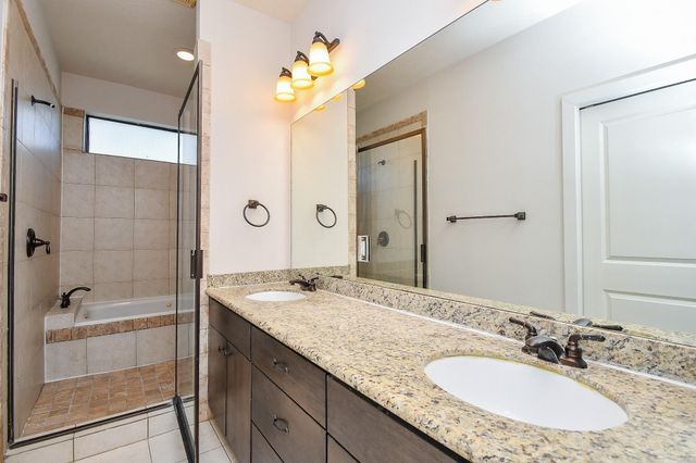 2422 Navigation Boulevard A, Houston, TX 77003