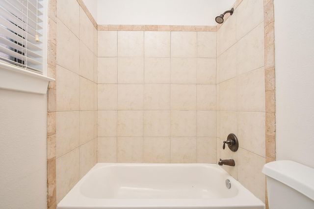 2422 Navigation Boulevard A, Houston, TX 77003