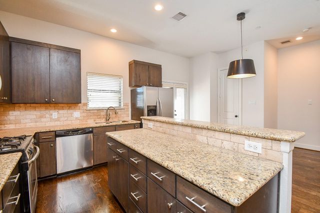 2422 Navigation Boulevard A, Houston, TX 77003