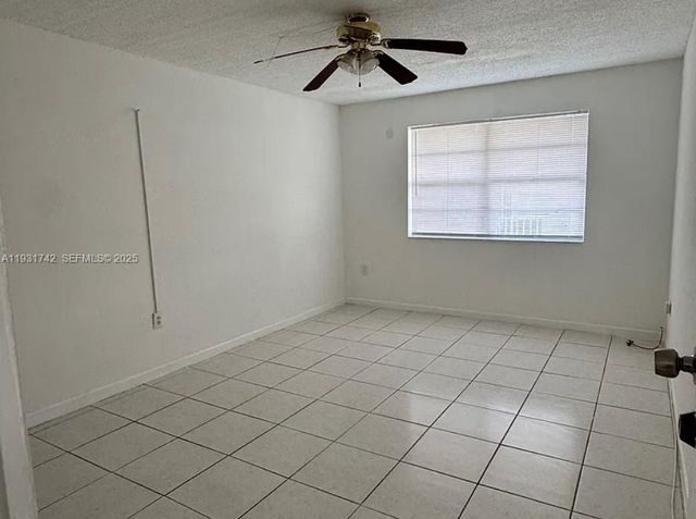 301 NW 177th St 204, Miami Gardens, FL 33169