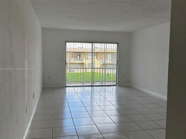 301 NW 177th St 204, Miami Gardens, FL 33169