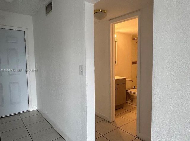 301 NW 177th St 204, Miami Gardens, FL 33169