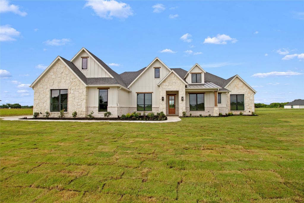 201 Olson Road, Waxahachie, TX 75167