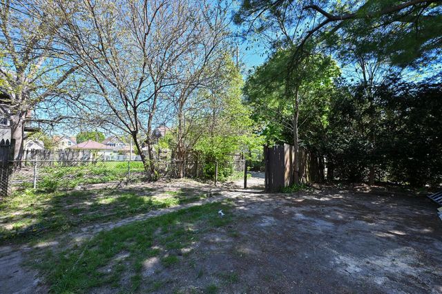 3052 40th STREET, Milwaukee, WI 53210