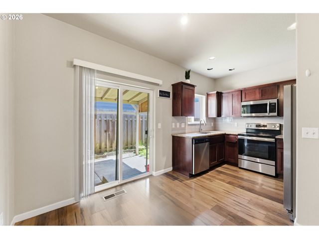 4332 Sw 183RD Ter, Beaverton, OR 97078