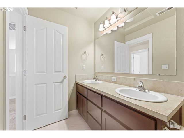 4332 Sw 183RD Ter, Beaverton, OR 97078