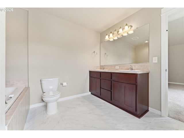 4332 Sw 183RD Ter, Beaverton, OR 97078
