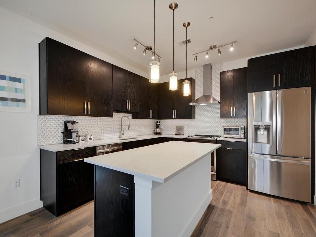 1615 E 7th ST 301, Austin, TX 78702