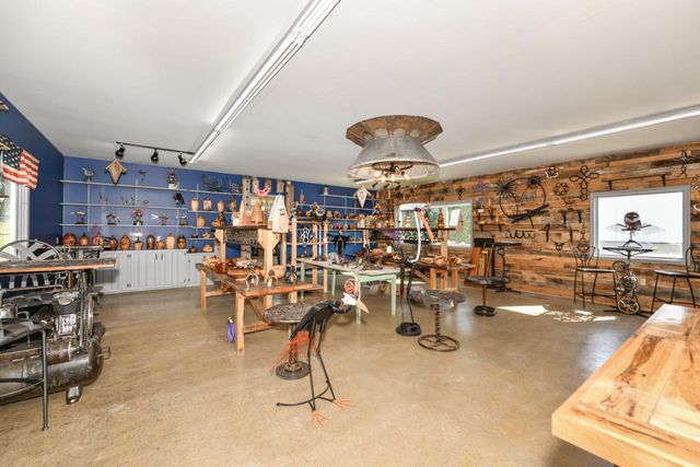 9702 W State Road 81, Beloit, WI 53511
